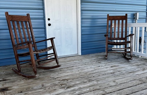 Tompkinsville Other | Farmhouse Getaway