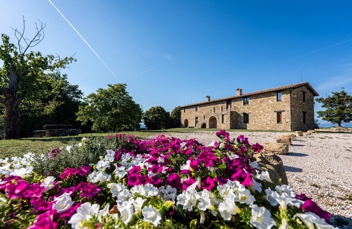 Gualdo Tadino Other | Farmhouse with private pool exclusively - Bio Agriturismo Assiolo