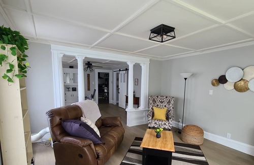 Waterville Apartment | Farmhouse Oasis + Dog Friendly + Fireplace