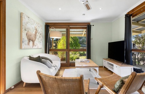 Metcalfe Other | Farmhouse retreat on a tranquil organic permaculture mini-farm
