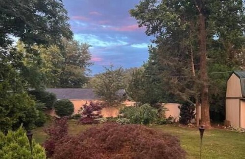 Hendersonville House | Farmhouse style close to everything! 2 bedroom