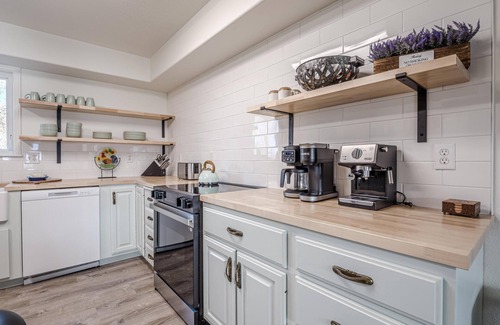 Fruita House | Farmstead Escape: Country Luxury Home Near Monument Trails