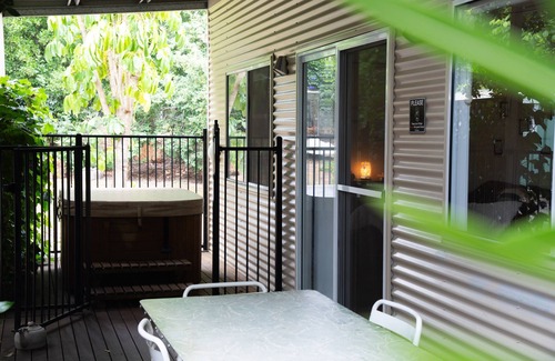 Pickering Brook Cottage | Farview Guest Accommodation
