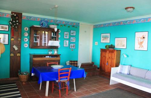 Porto Azzurro Apartment | Fascinosa casa sul mare in posizione mozzafiato