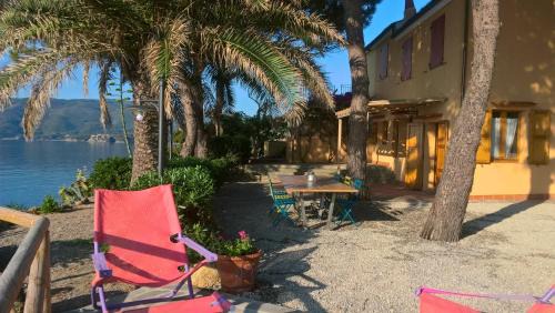Porto Azzurro Apartment | Fascinosa casa sul mare in posizione mozzafiato