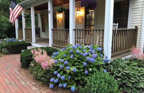Dennis House | Feather Bedder Than Most: 014-D Upscale, Private, Heated Pool, Near Beaches