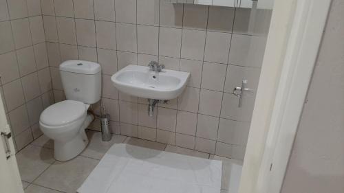 Klein Windhoek Apartment | Feather Self Catering Accommodation