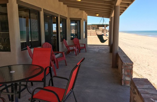 San Felipe House | Feb/March PROMO-Beach Front on a Sandy Beach, Hi speed Wi-Fi- Gated community