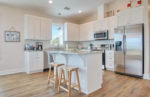 St. George Island House | FEBRUARY SPECIAL 3500. Private pool! Steps from the Beach, Pet Friendly