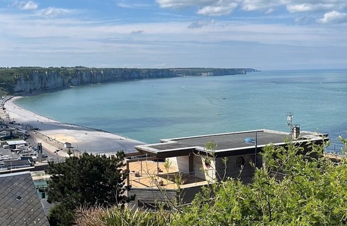 Fecamp House | Fécamp: 8-bed villa with breathtaking views of the Etretat cliffs.
