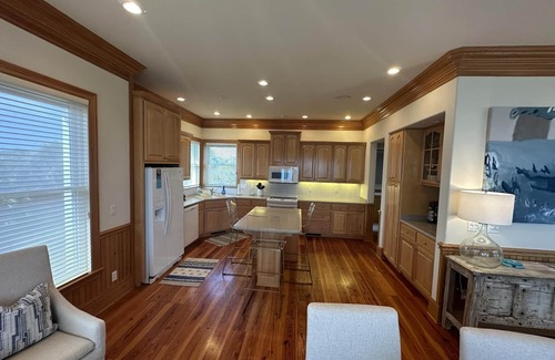 Treasure Beach Village House | FEELIN' BETTER Large Home w/Elevator, Private Office & Balcony views of SGI
