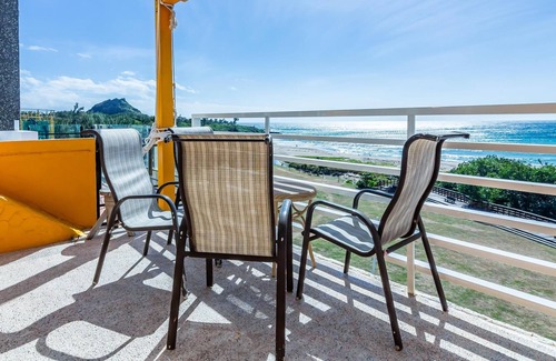 Big Beach House | Fei Li Jin Hotel