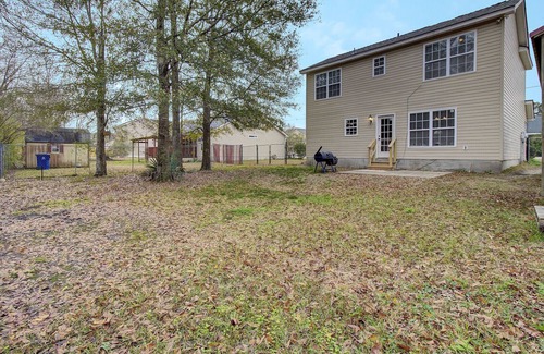 Goose Creek House | Fenced Yard & Pet Friendly: Navy Base + Charleston