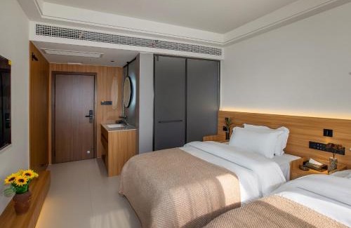 Fenghuang House | Fenghuang County Jiduo Intelligent Hotel