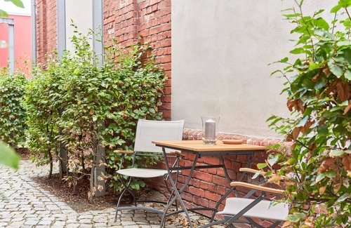 Wessendorf Apartment | Ferienwohnung 48 qm, Wohnraum mit Offener Küche, Schlafzimmer, Du/wc, Terrasse