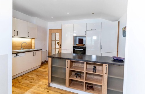 Ramsau bei Berchtesgaden Apartment | Ferienwohnung Nr. 4, 1-2 Personen, 40 qm, Dusche/WC, Südbalkon, TV, W-LAN, 1 Schlafzimmer, Nichtraucher