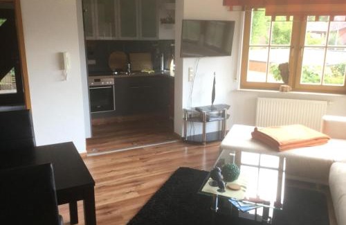 Bastheim Apartment | Ferien Wohnung Sonnenschein