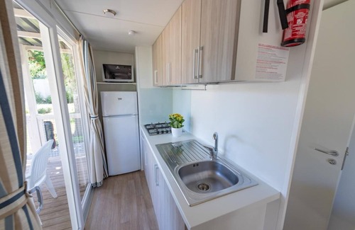 Cologna Spiaggia House | Feriendorf Stork Lodge Deluxe für 6 Personen