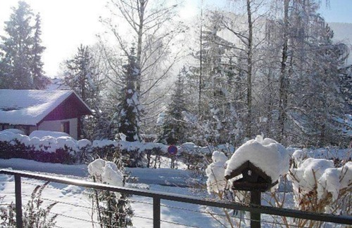 Schwarzenbach House | Ferienhaus 20-e mit Wintergarten und Garage - Ferienhäuser im Feriendorf Weissensee im Allgäu