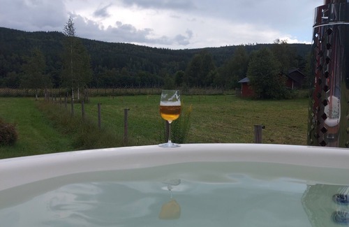 Torsby O House | Ferienhaus auf Großem Grundstück mit Sauna und Hottub