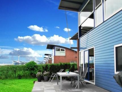 Anjum House | Ferienhaus Jasmijn mit Garten und Terrasse