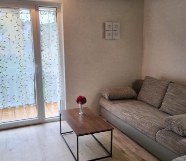 Sulzfeld Apartment | Ferienhaus Meisennest Bischof 97633 Sulzfeld-Leinach
