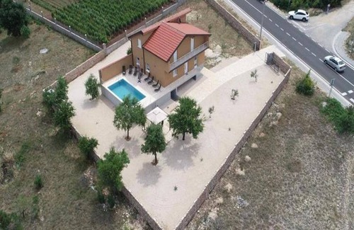 Benkovac Villa | Ferienhaus Villa Stella - Three Bedroom with Pool