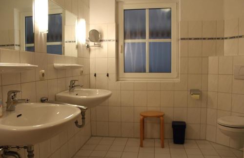 Tossens Apartment | Ferienhof " Dat grode Gulfhuus"