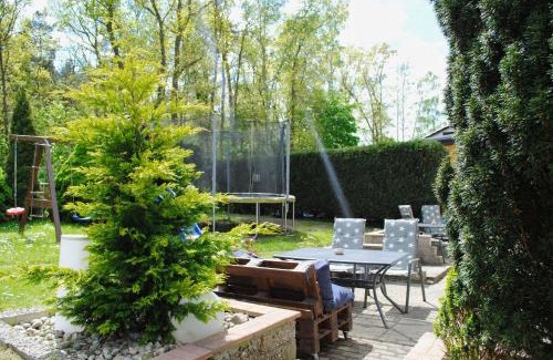 Ostseebad Baabe Apartment | Ferienhus Baabe FeWo 02 Terrasse, gratis Nutzung vom AHOI Erlebnisbad und Sauna in Sellin