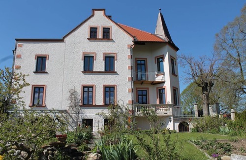 Teisendorf Apartment | Ferienvilla Dachgeschoß mit Sonnenterrasse, 94qm