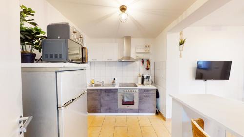 Neustadt-Hambach Apartment | Ferienwohnung VinoDino