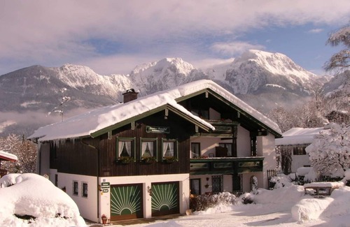 Unterschonau Apartment | Ferienwohnung Nr. 5, 1 bis 2 Personen, 55 qm, 1 Schlafzimmer, Wohnraum mit Schlafcouch, separate Einbauküche, Balkon