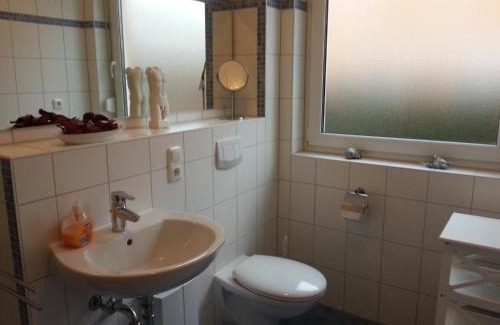 Ueckeritz Apartment | Ferienwohnung ÜckeRitz bei Familie Habben mit PKW Stellplatz