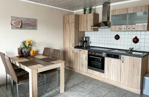 Bobrach Apartment | Ferienwohnung 45qm mit Einem Schlafzimmer und Wohnküche