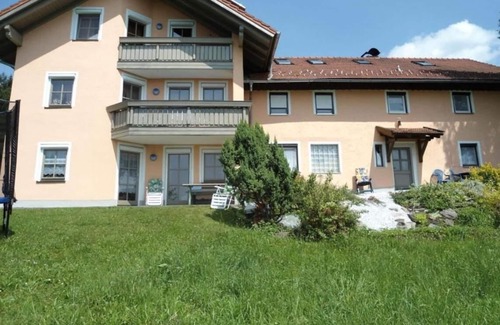 Bobrach Apartment | Ferienwohnung 45qm mit Einem Schlafzimmer und Wohnküche