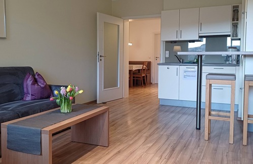 Aufham Apartment | Ferienwohnung 8 "Chiemsee", Nichtraucher, 2 Schlafzimmer, Sat-TV, 4 Sterne, max. 6 Personen