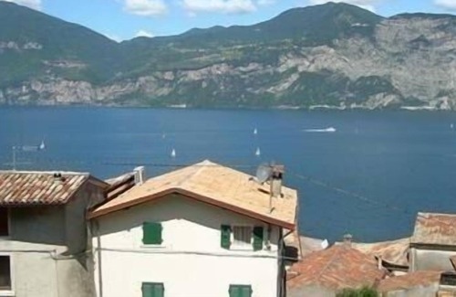 Castelletto Apartment | Ferienwohnung/app. für 4 Gäste mit 40m² in Brenzone