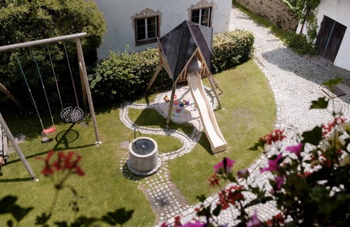 Hopfling Apartment | Ferienwohnung "Bauernhaus"
