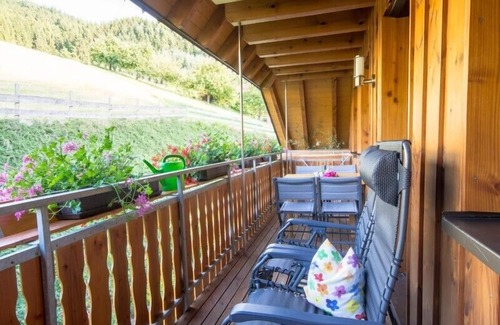 Muehlenbach Apartment | Ferienwohnung Bergblick, 70qm, 2 Schlafzimmer, max. 4 Personen