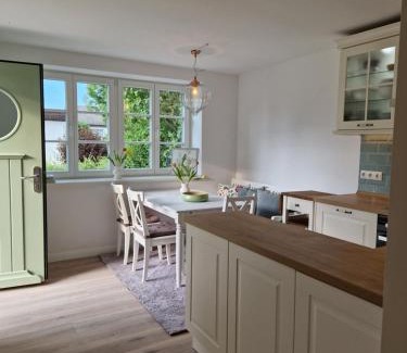 Boltenhagen Apartment | Ferienwohnung Düne mit Kamin und 2 Bädern in Boltenhagen