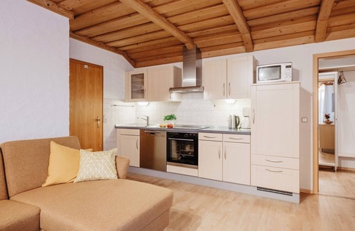 Prunn Apartment | Ferienwohnung mit Großem Balkon und Grillmöglichkeit