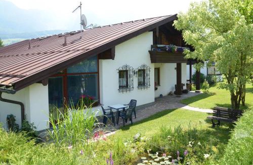 Unterschonau Apartment | Ferienwohnung Gästehaus Am Buchenbichl