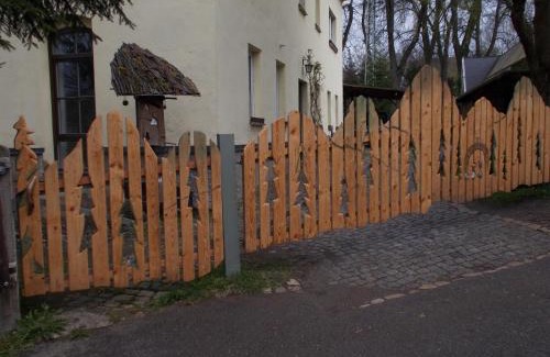 Schwarzenberg/Erzgeb. Apartment | Ferienwohnung "Hinter den sieben Bergen"