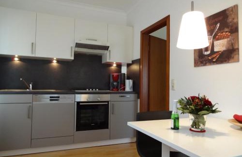 Sanderau Apartment | Ferienwohnung Huttenstrasse 22C