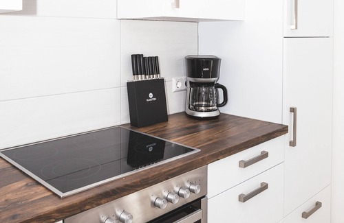 Nonnenhorn Apartment | Ferienwohnung im Fischerhäusle, 40qm, Balkon, frisch renoviert, 1 Schlafzimmer, max. 2 Erw. und 1 Kind