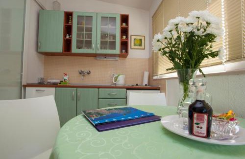Bidol Apartment | Ferienwohnung In Bidol Mit Eigenem Balkon