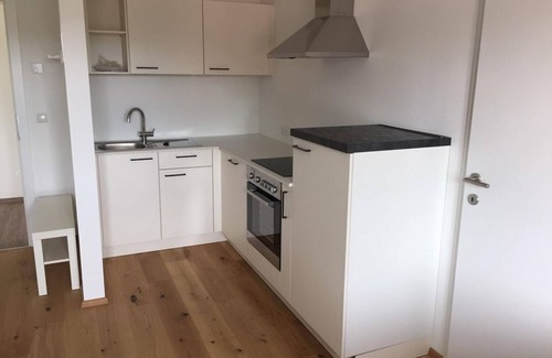 Deutsch Goritz Apartment | Ferienwohnung Kirchblick - 1 Nacht - Stockers Kleines Dorfhotel