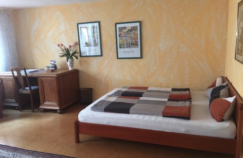 Freiburg im Breisgau Apartment | Ferienwohnung mit 50qm, 1 Wohn-/Schlafbereich für max. 3 Personen