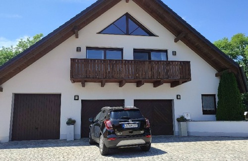 Hohenthann Apartment | Ferienwohnung mit Terrasse