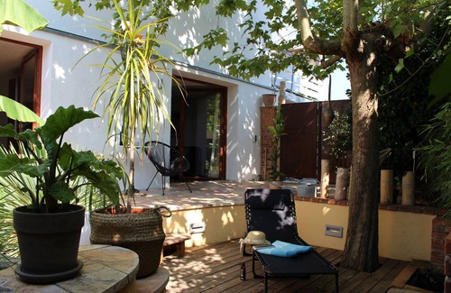 Steisslingen Apartment | Ferienwohnung mit Privatem Garten und Whirlpool